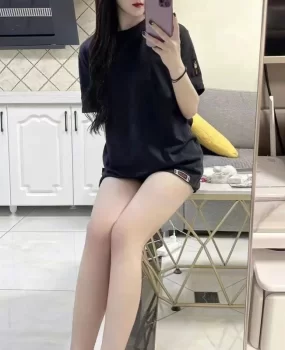 舔足小姐姐