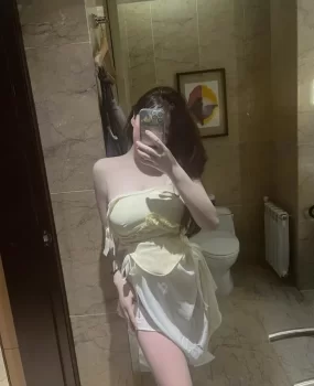 思明胸大性感小姐姐