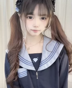 双马尾可爱型兼职小妹