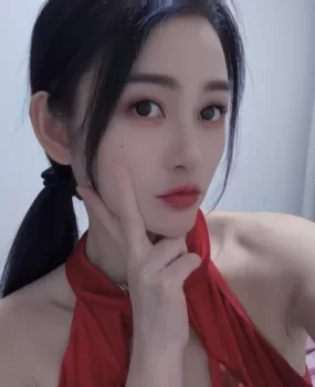 舞蹈老师雅雯