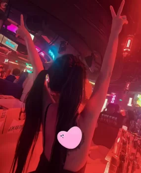 青羊区嫩妹，水多活好，不装，女友级体验