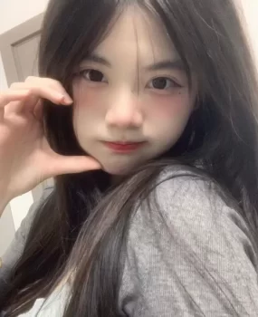 前凸后翘风骚小姐姐可口爆