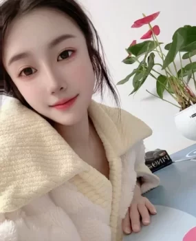 反差妹子好服务