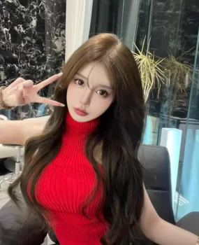 武汉青春可人主动接吻小女友的味道