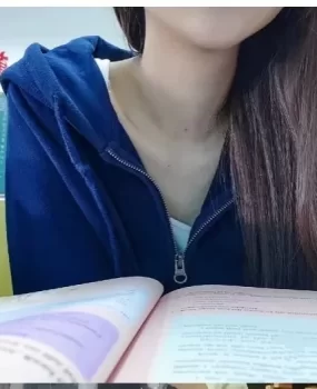 创新学院学生（叶子言