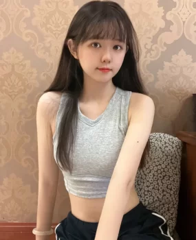 滨江白虎公主自聊自做