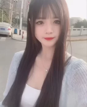 金山纯欲新人小妹