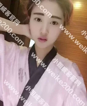 大石桥约会小唇唇，水多又白又嫩