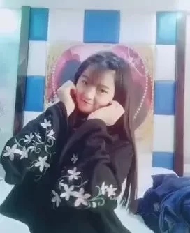 上海十八岁萝莉，还是个自学日语的小嫩妹