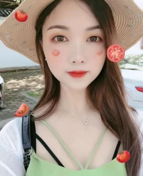 大波美妞，屁股大（你懂得）