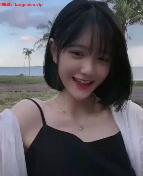 温柔可人，屁股特别大 弹簧一样