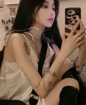 唐山性感小姐姐奶子大、白，还有一双大白腿，耐操，叫的真淫荡