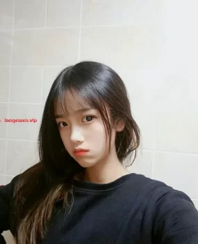 年轻小妹水多鲍鱼嫩，极品小妹贼棒