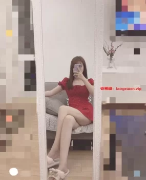 清纯学妹嫩出水，看貌似是熟透的果子没人摘