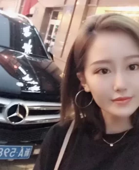 新上小姐姐一枚，性感骚，丝袜无限好！